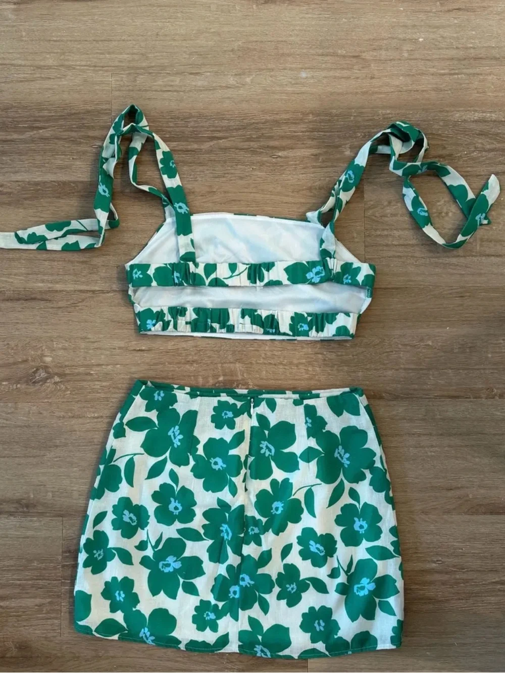 Green Floral Tie-Shoulder Mini Skirt Set